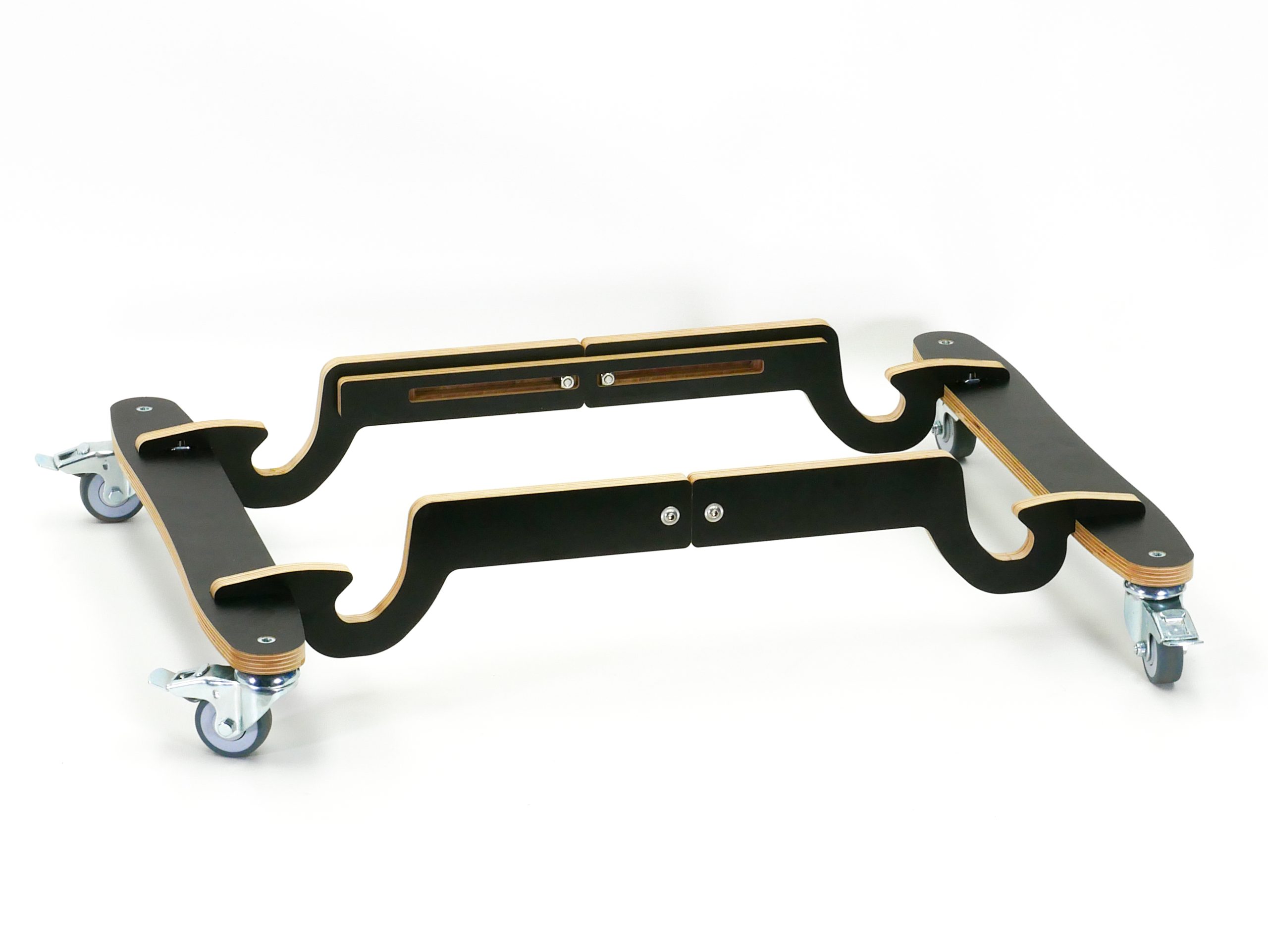 Teil Q Rollwagen 001 scaled Teil Q Rollwagen 001 scaled