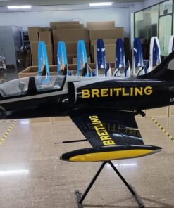 Alternative view of TopRC L-39 Breitling Albatros #36 ARF 78" Wingspan 1,99 m